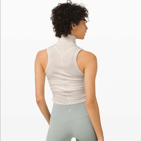 lululemon see the horizon tank - Picture 2 of 4